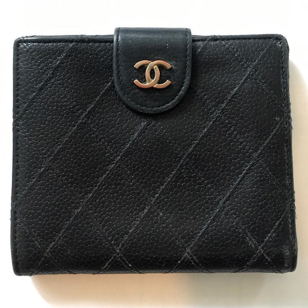 Chanel Black Caviar 'CC' Compact Wallet Q6A1O40FKB015