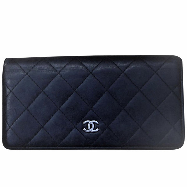 Chanel Classic Long Wallet in Quilted Lambskin Leather, Bi-Fold Porter Yen