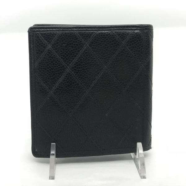 Chanel Diamond Quilted Bifold Wallet - 100% Authenticity Guaranteed – Just  Gorgeous Studio