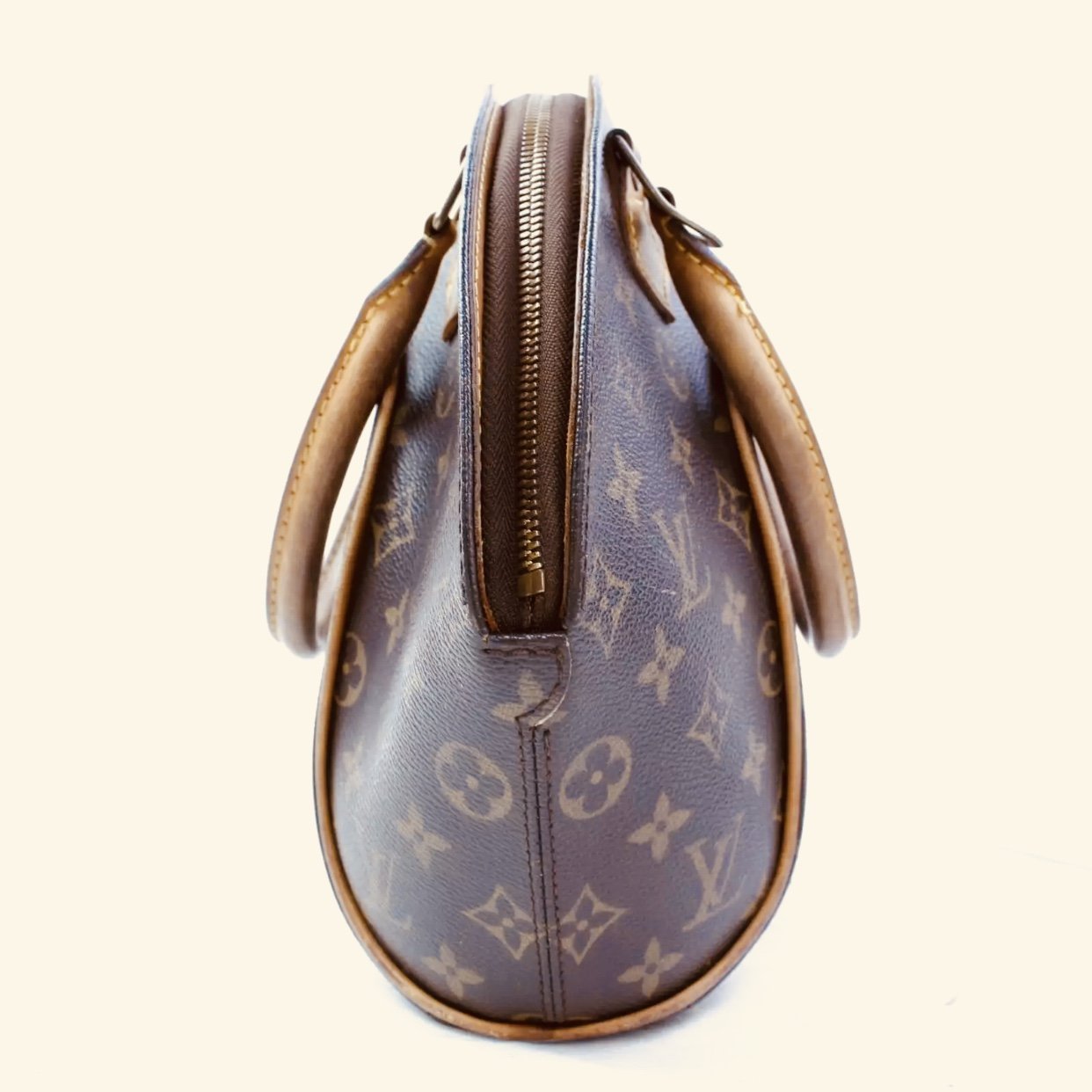 Louis Vuitton Monogram Ellipse PM (SHG-36912) – LuxeDH