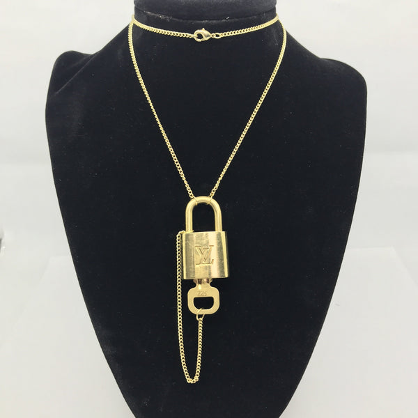 vuitton lock necklace gold