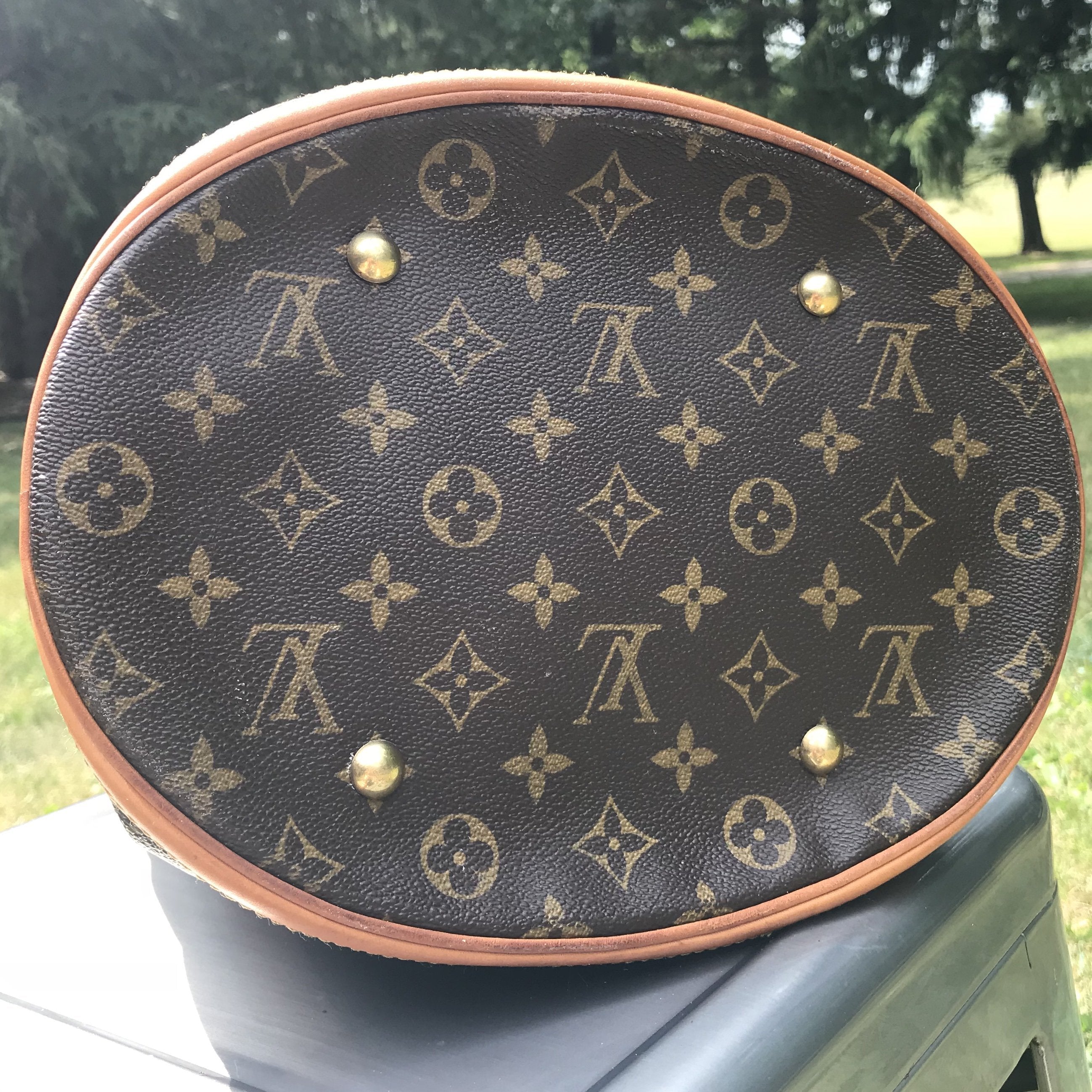 Vintage Louis Vuitton GM Bucket Monogram Bag FL0011 022023 – KimmieBBags LLC