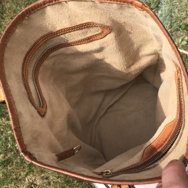 Louis Vuitton GM Bucket Bag Repair Service Replacement Of Inside Leather  Lining