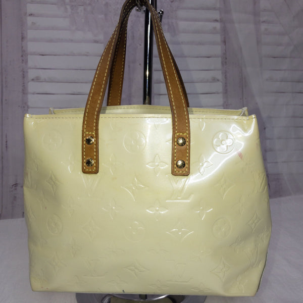 Louis Vuitton Beige Monogram Vernis Leather Reade Pm (authentic Pre-owned)  in Natural