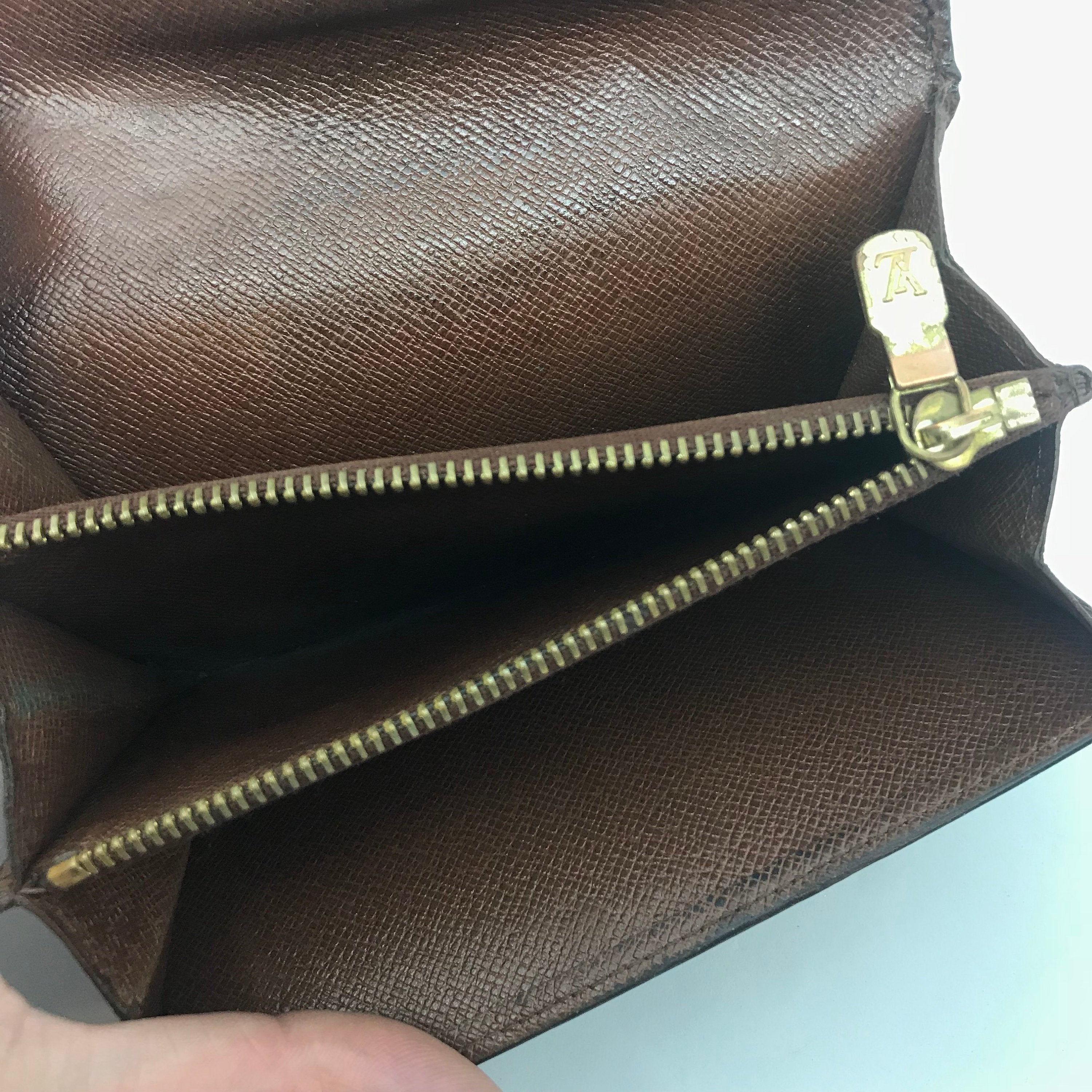 Louis Vuitton Monogram Bifold Zippy Wallet – Just Gorgeous Studio