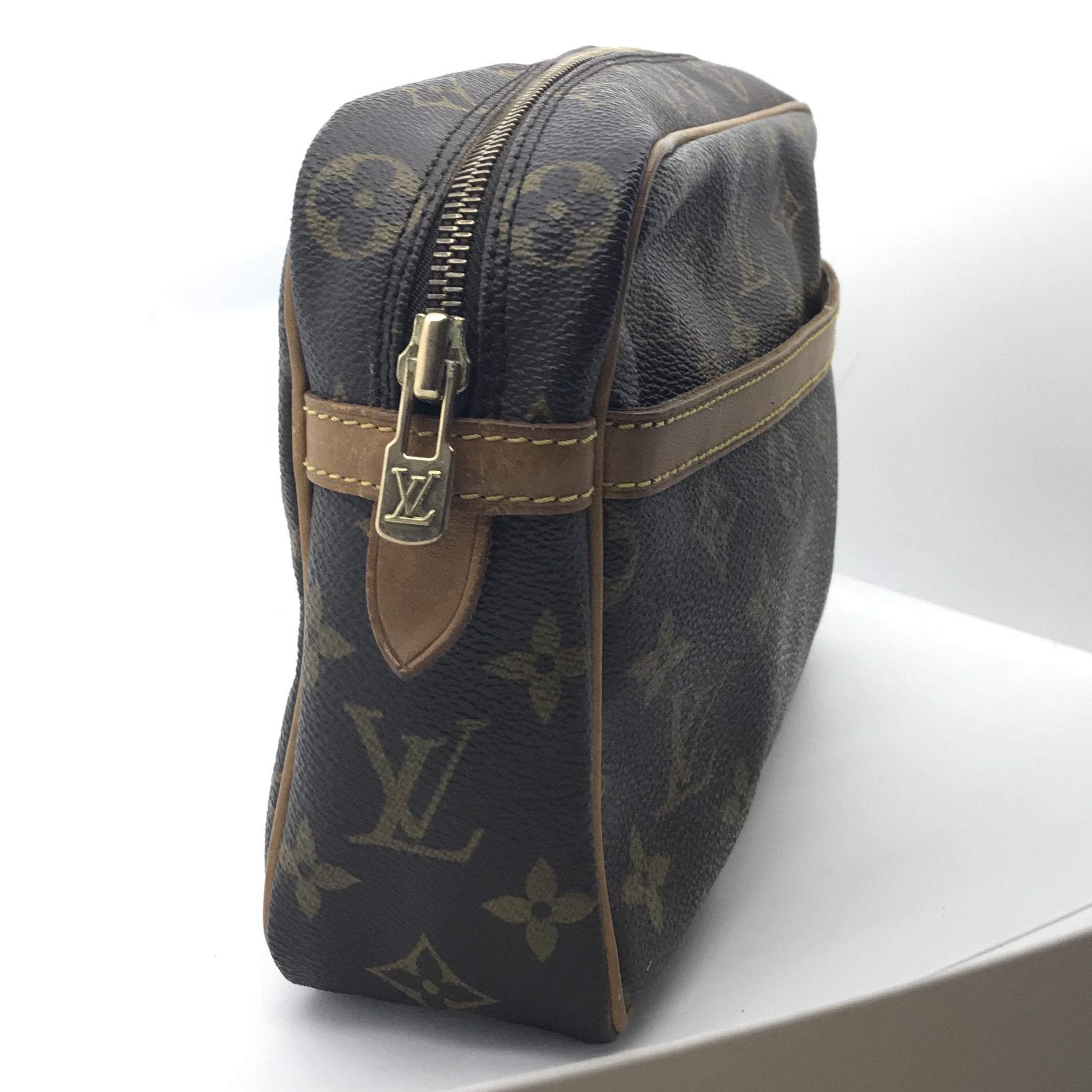 Authentic Louis Vuitton Monogram Compiegne 28 Clutch Hand Bag M51845 LV  J9328